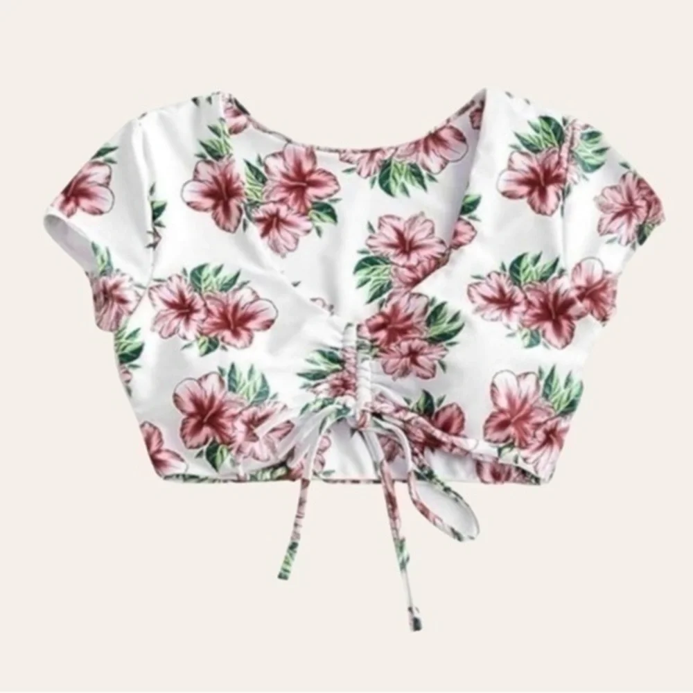🚨 BUNDLE 5 FOR $20 🚨 Zaful Floral Scrunch Tie Padded Bathingsuit Top 💕